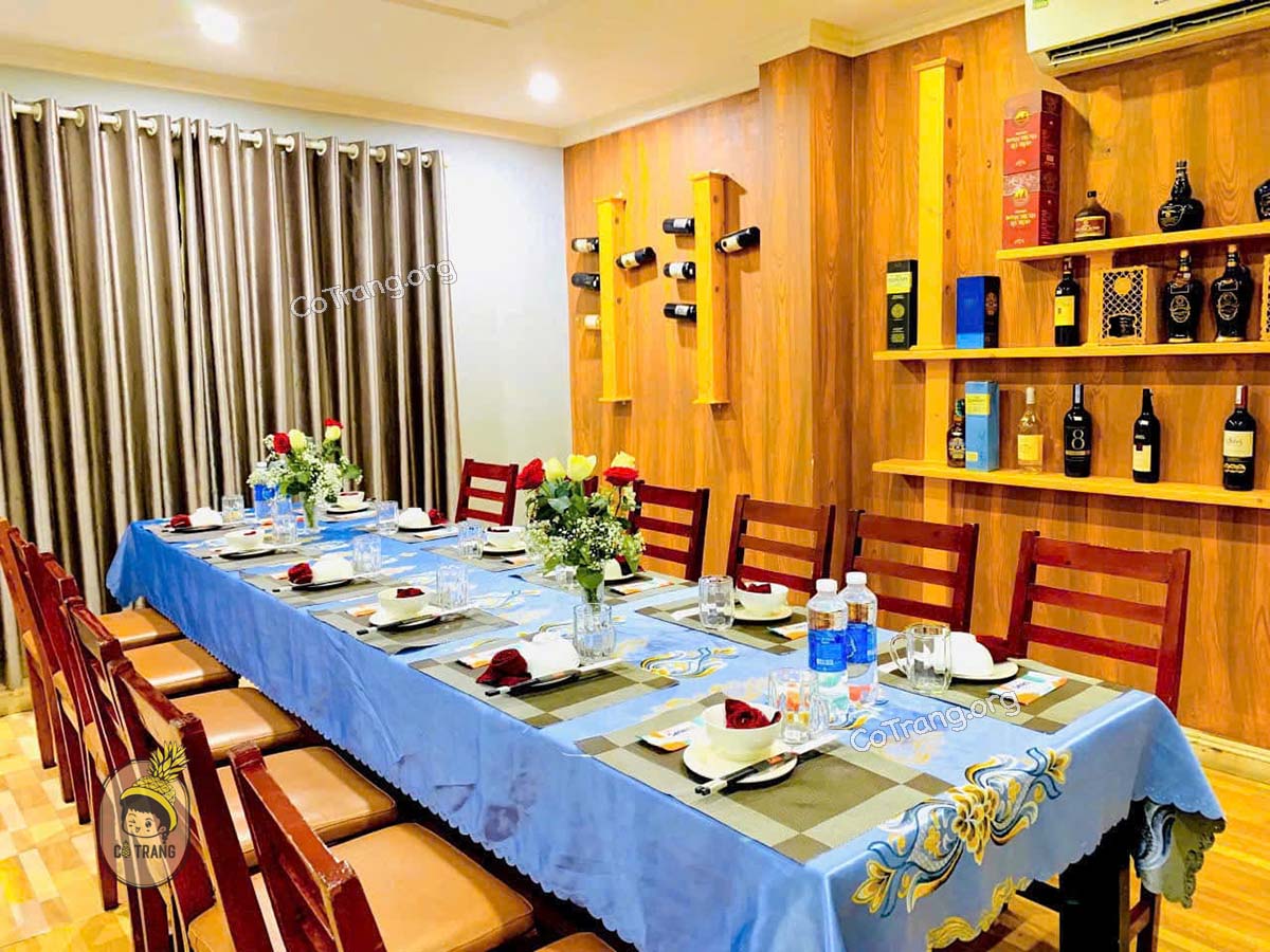 Menu và không gian tại Nhà Hàng Alibaba Quảng Ngãi