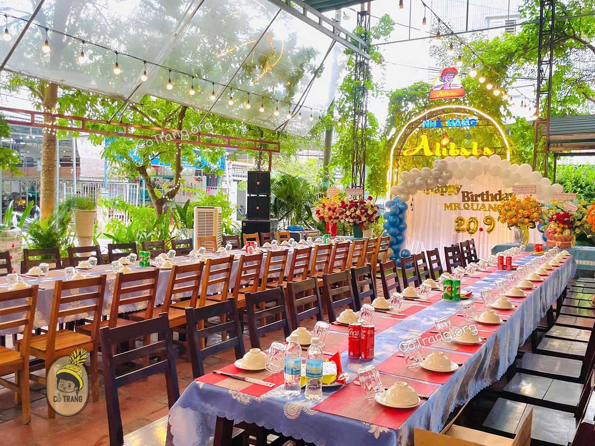 Menu và không gian tại Nhà Hàng Alibaba Quảng Ngãi