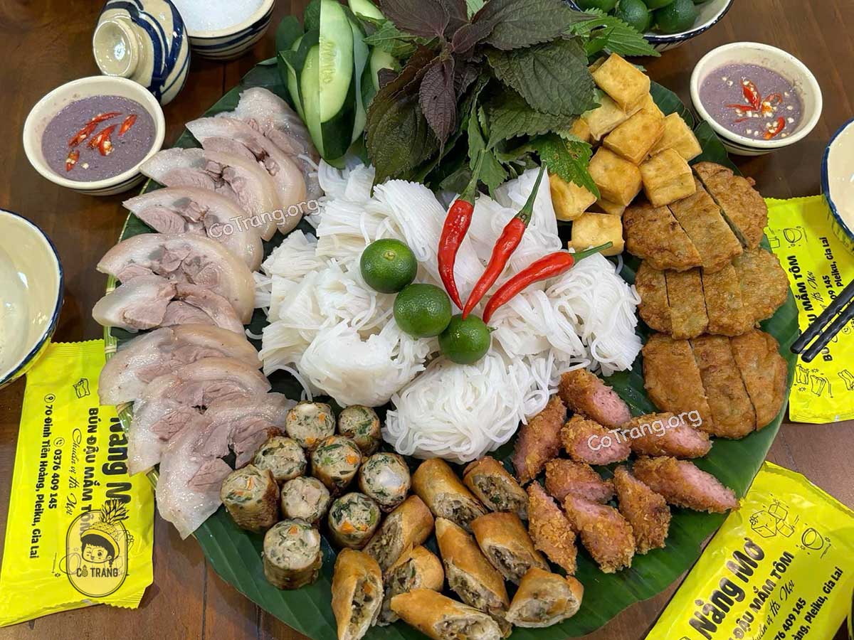 Bún Đậu Nàng Mơ - 70 Đinh Tiên Hoàng, Gia Lai