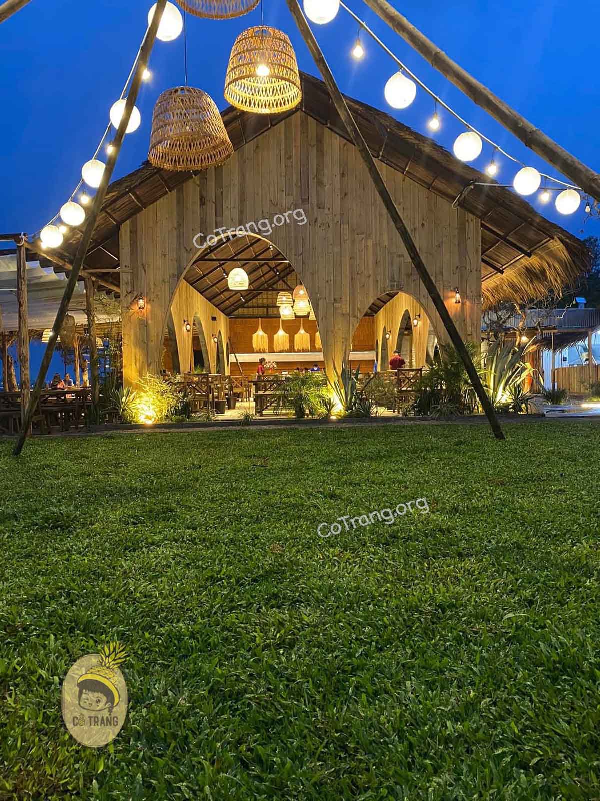 Không gian thực tế tại Hội An Seafood