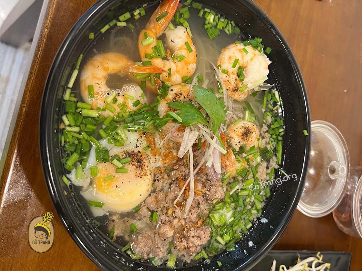 Menu thức ăn tại Hũ Tiếu Hải Sản Chang Chang