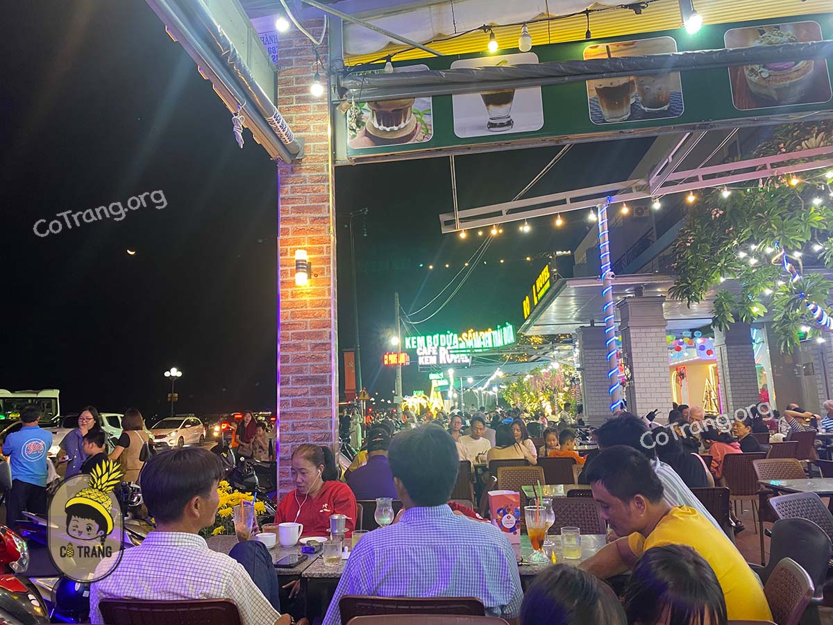 Không gian thực tế tại Cafe 360 - Vũng Tàu