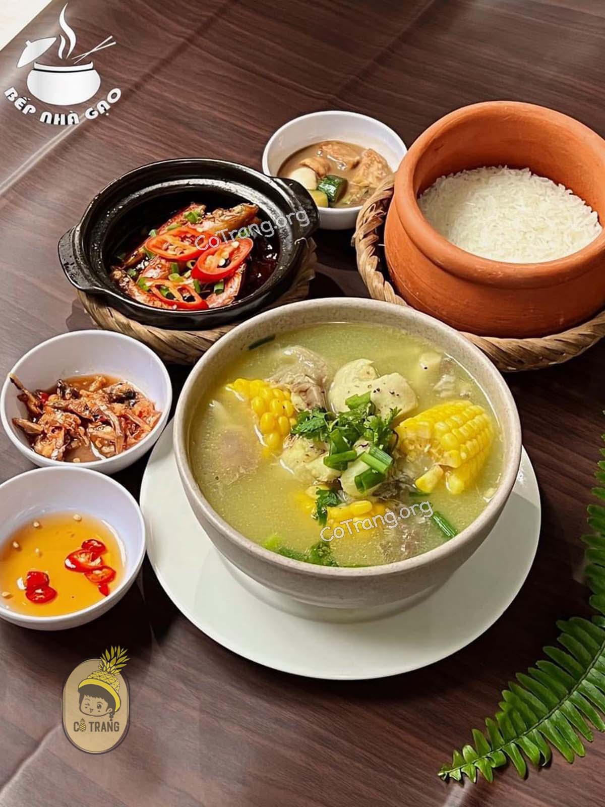 Menu thức ăn tại Bếp Mộc Quảng Ngãi