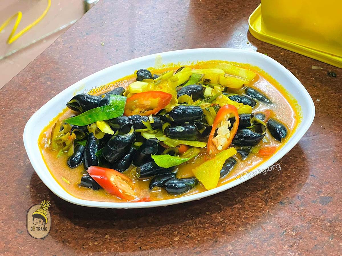 Menu thức ăn tại Ốc Doremon Đồng Hới 