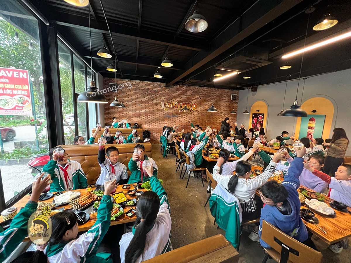Không gian thực tế tại LANI BBQ Garden Đồng Hới