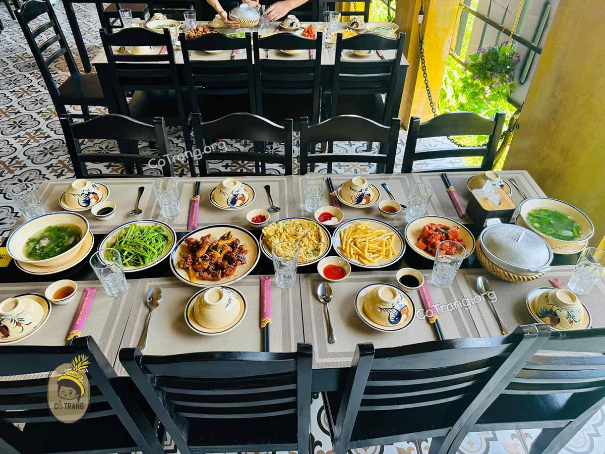 Menu thức ăn tại Cơm Niêu Việt Xưa Hội An