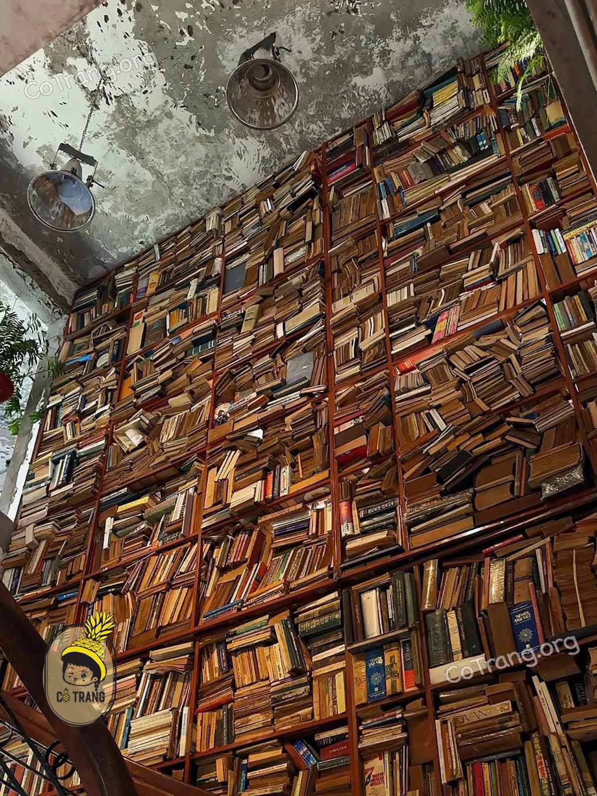  Không gian thực tế tại Nhâm Cafe Sài Gòn