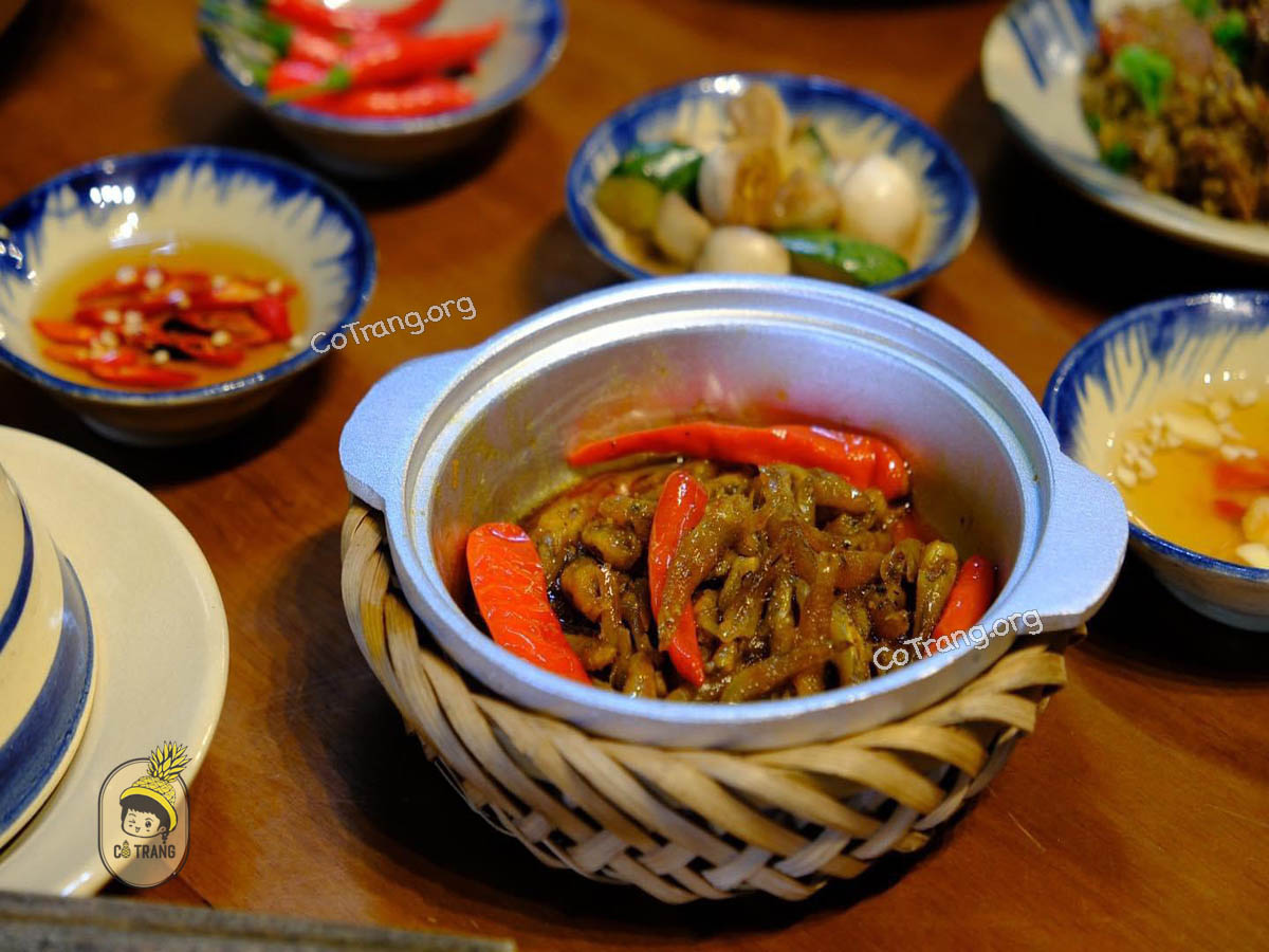 Menu thức ăn tại Bếp Mộc Quảng Ngãi