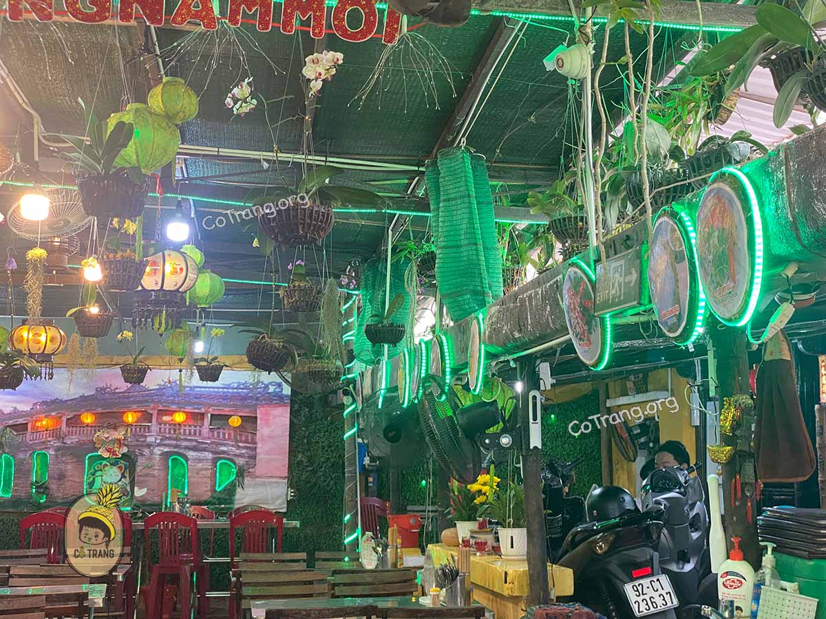 Cao Lầu Không Gian Xanh - 687 Hai Bà Trưng, Hội An