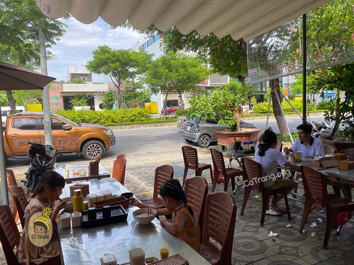 Không gian thực tế tại Bún Bò Huế An Cựu Đà Nẵng