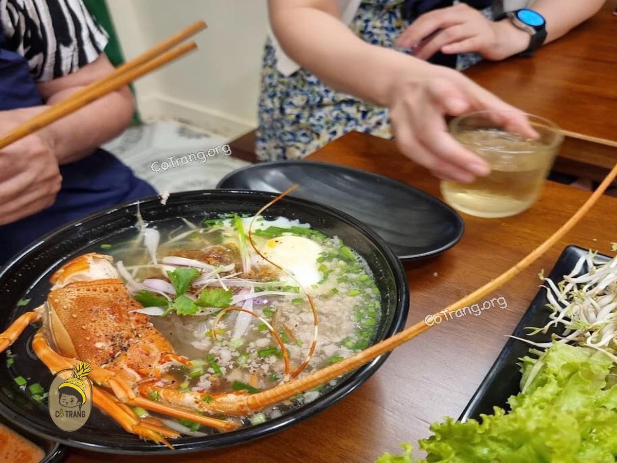 Menu thức ăn tại Hũ Tiếu Hải Sản Chang Chang