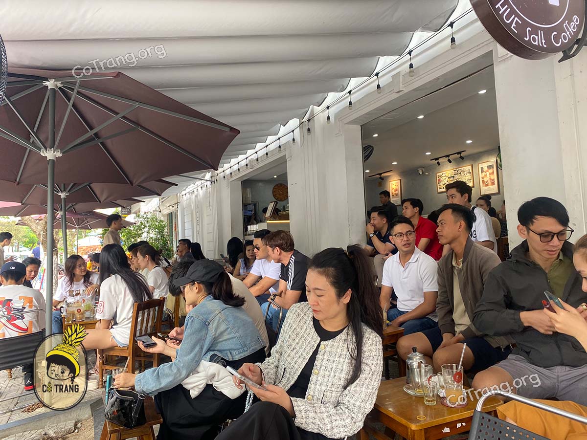 Không gian thực tế tại Cà Phê Muối Huế - N Cafe
