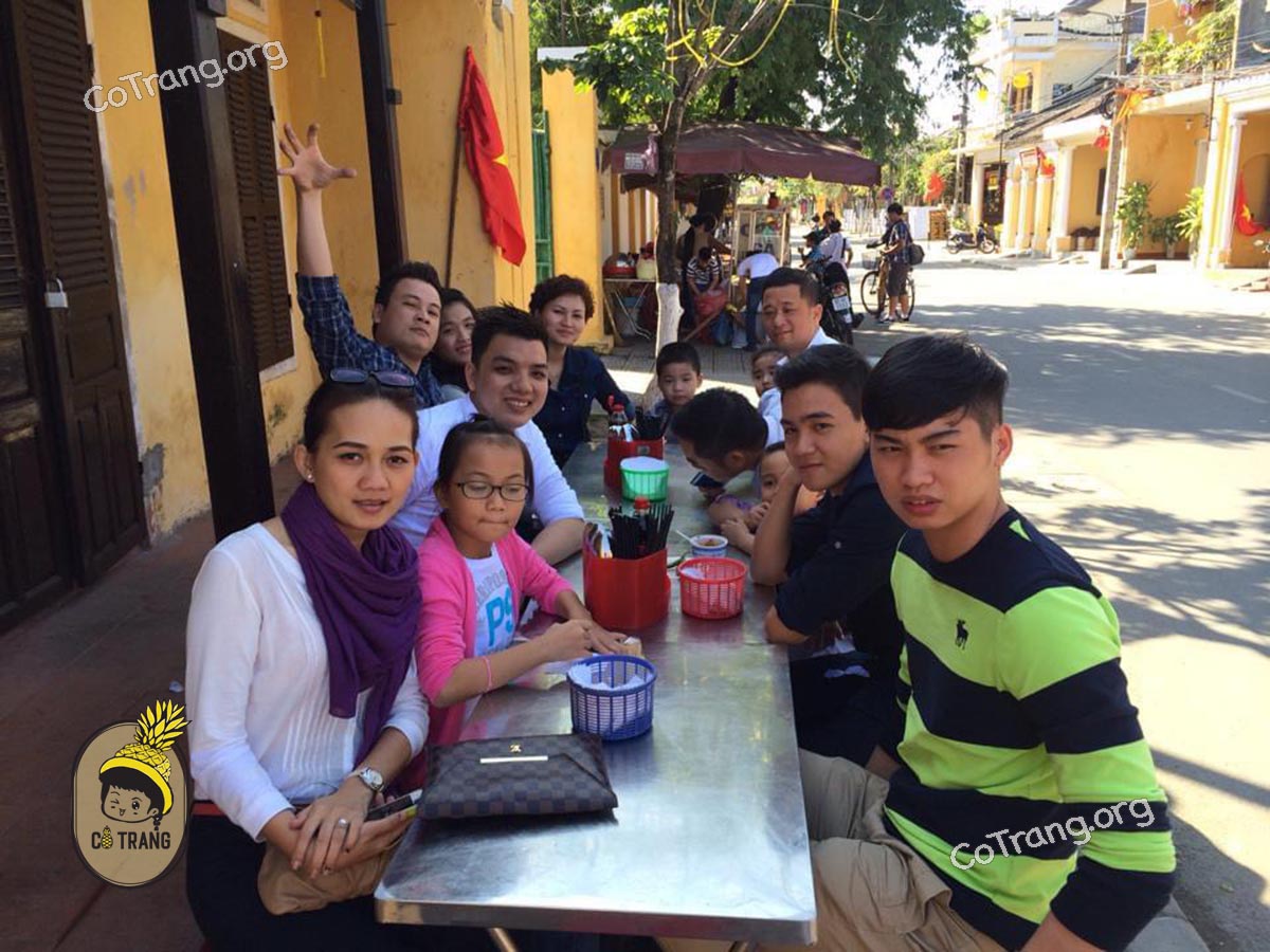 Menu món ăn tại Cơm Gà Ty Hội An