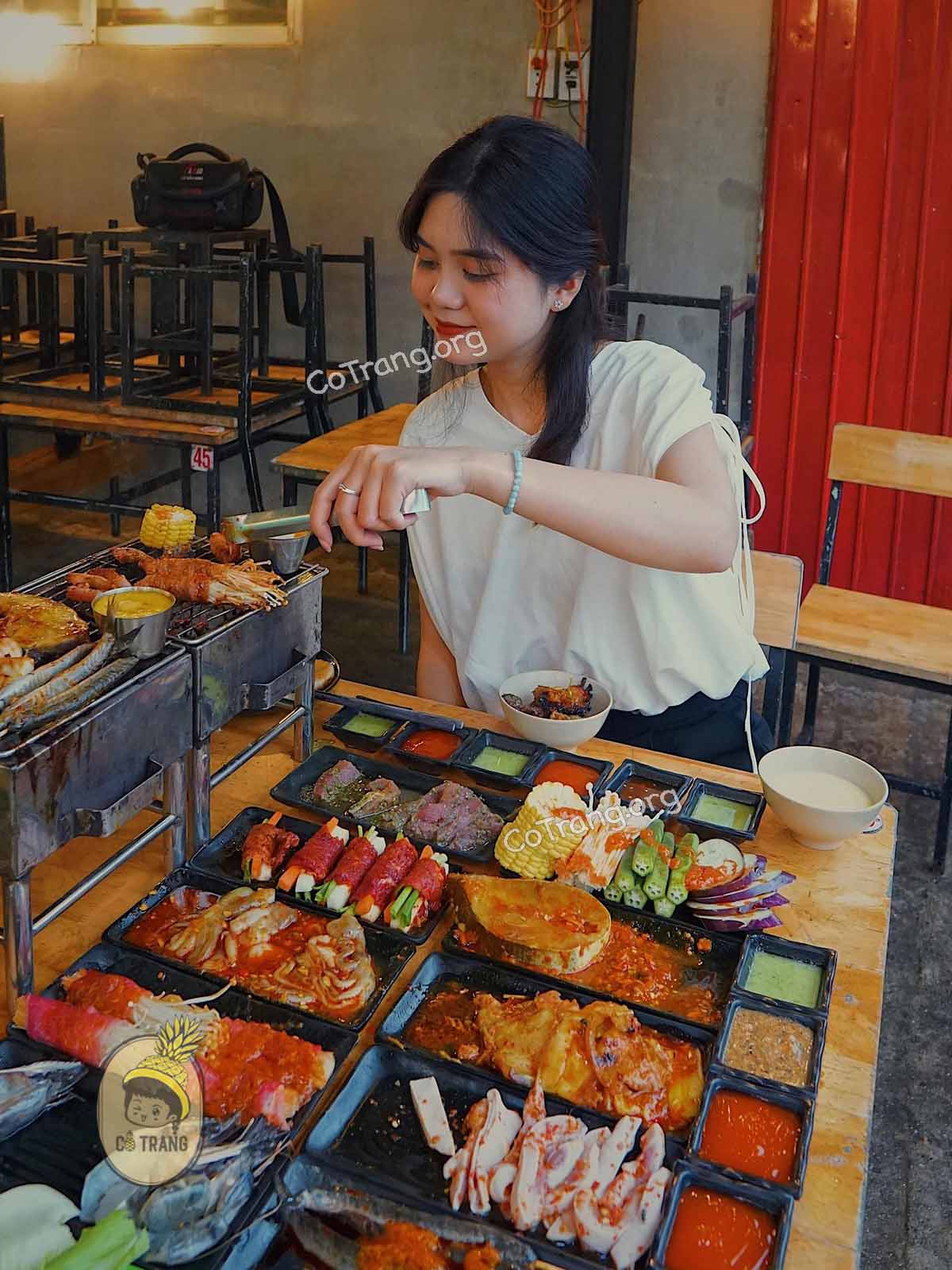 Mọi BBQ & Street Food - 55/18 Tháng 8, Hội An 