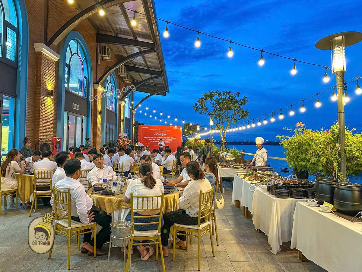 Không gian thực tế tại Lagoo Drink & Chill Quy Nhơn