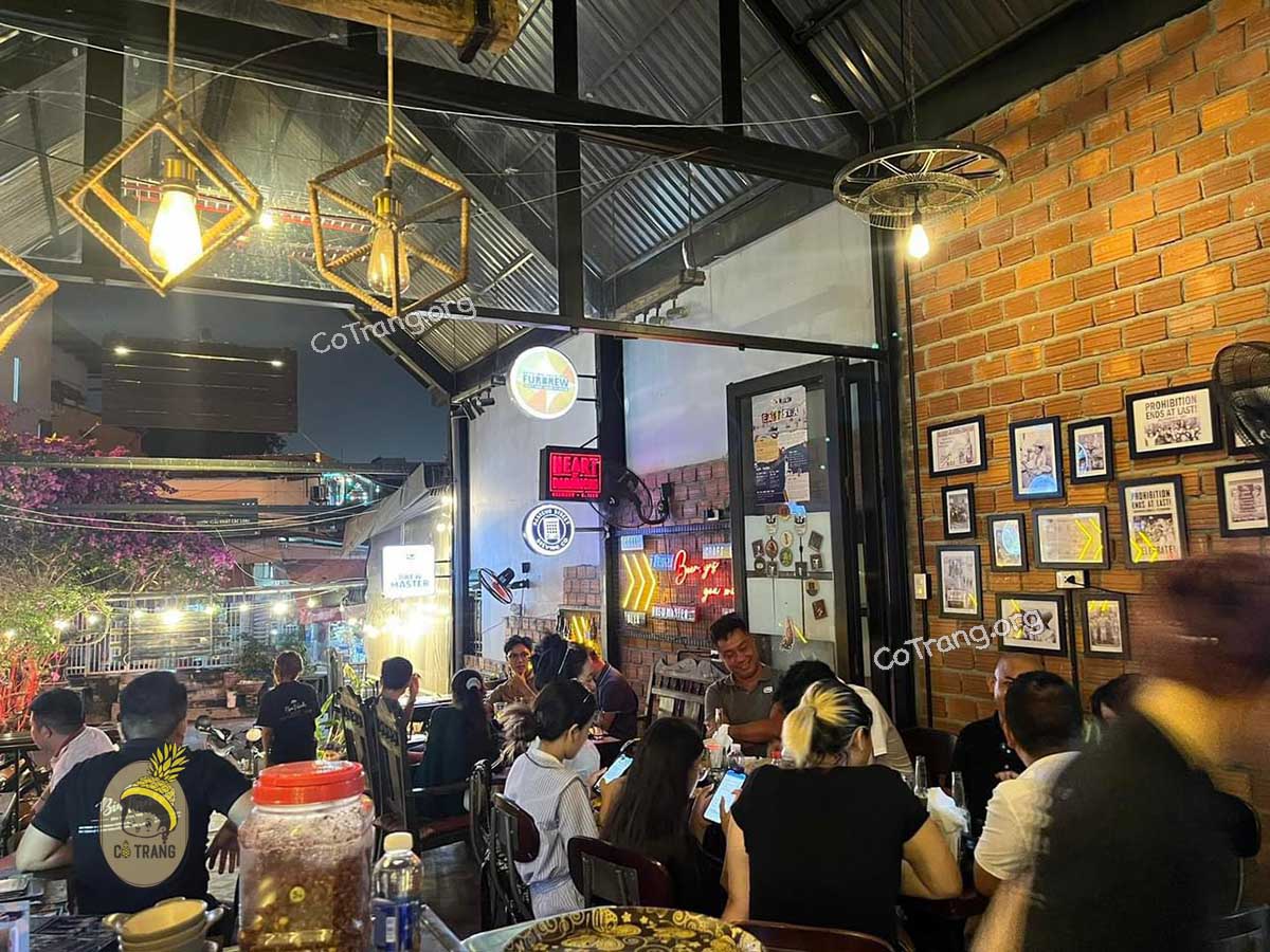 Không gian thực tế tại Bia Trịnh Đà Nẵng