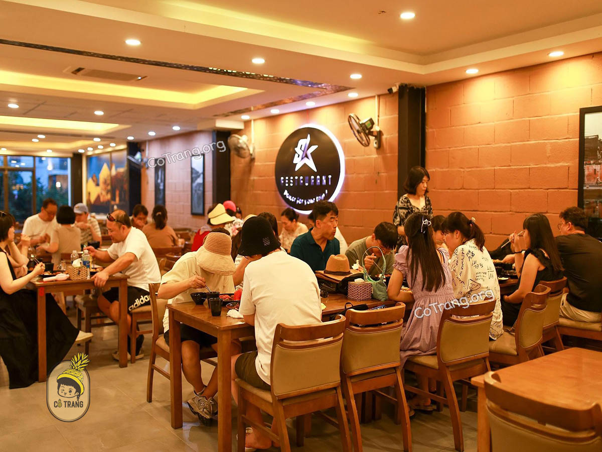 Hoian Seafood Buffet - 04 Thoại Ngọc Hầu, Hội An