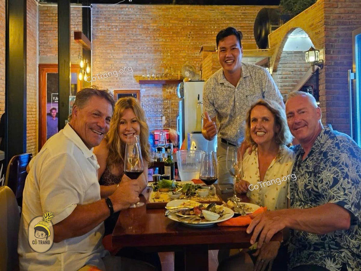 Không gian tại Hoi An Steakhouse Riverside Hội An