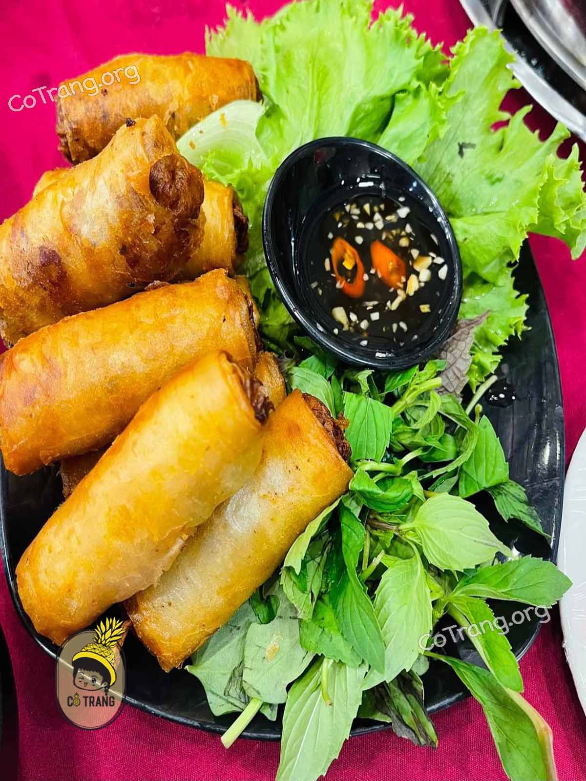 Menu thức ăn và đồ uống tại Măng Đen Lữ Quán