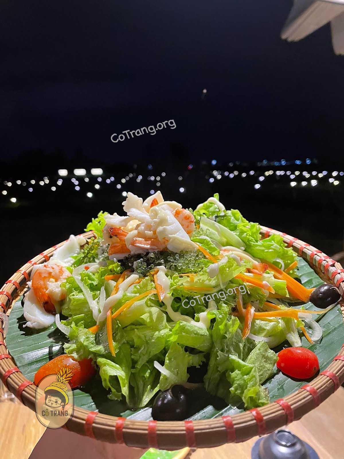 Menu thức ăn tại Hội An Seafood