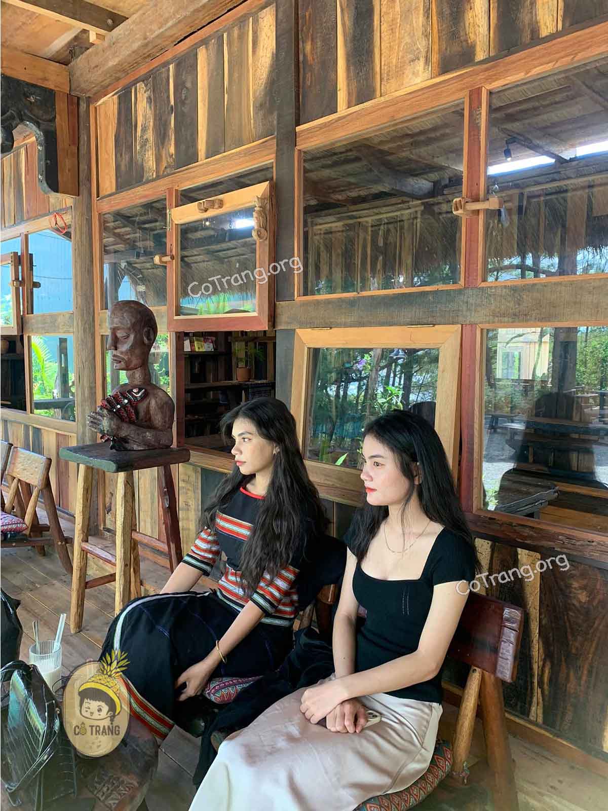 Không gian thực tế tại Lem Coffee & Tea Gia Lai