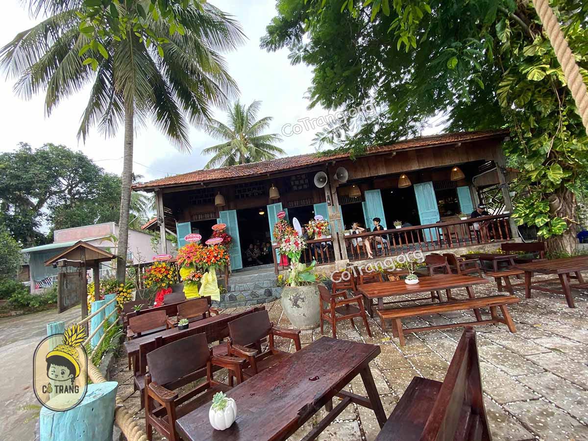 Xốm Cafe & Bar - 149 Đường Trần Hưng Đạo, Phú Quốc