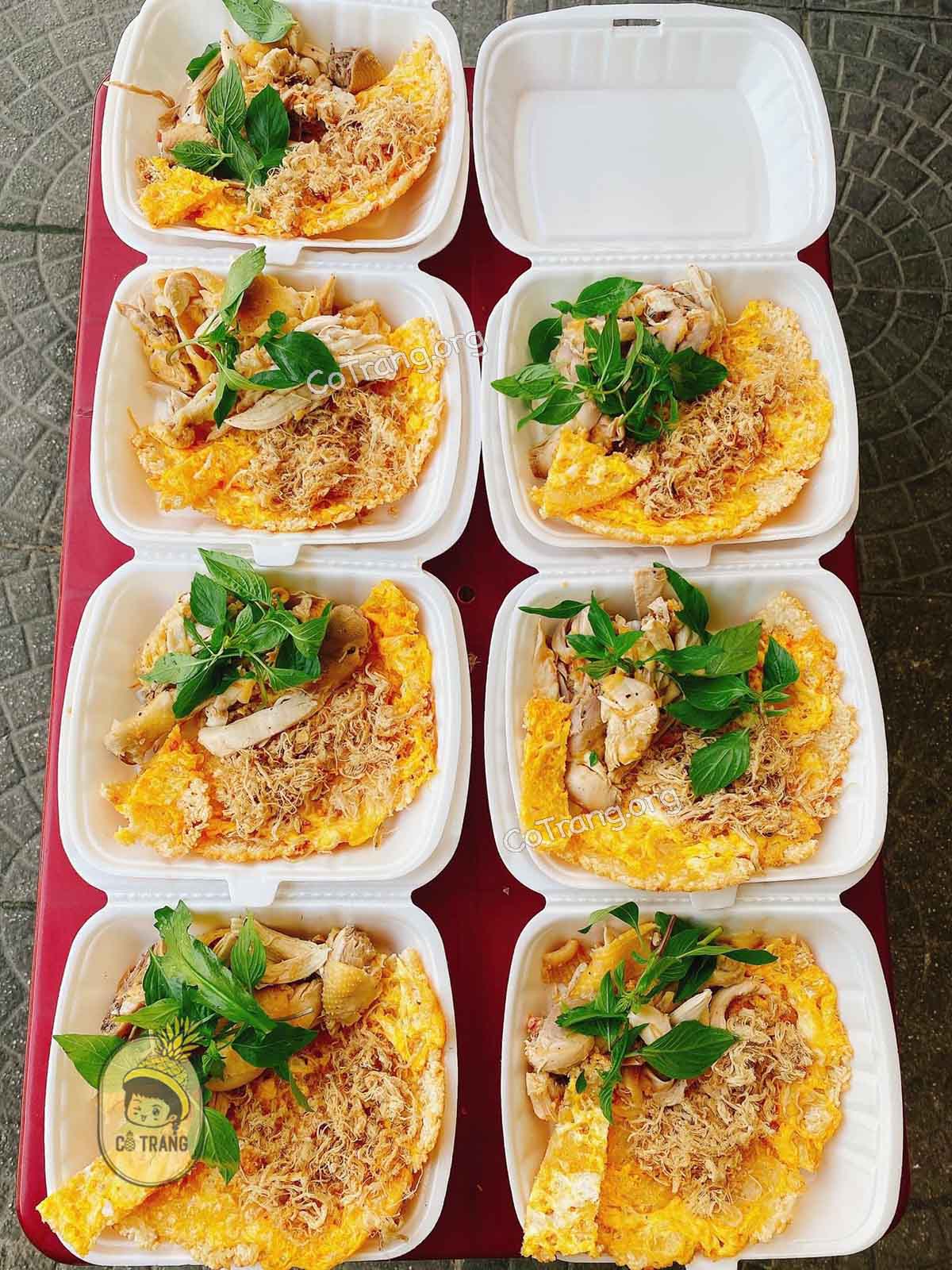 Menu thức ăn tại Hải Vân Quán Quảng Bình