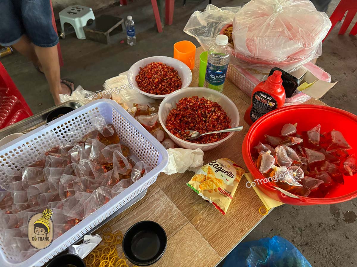 Menu tại Bánh Lọc Mệ Xuân Đồng Hới