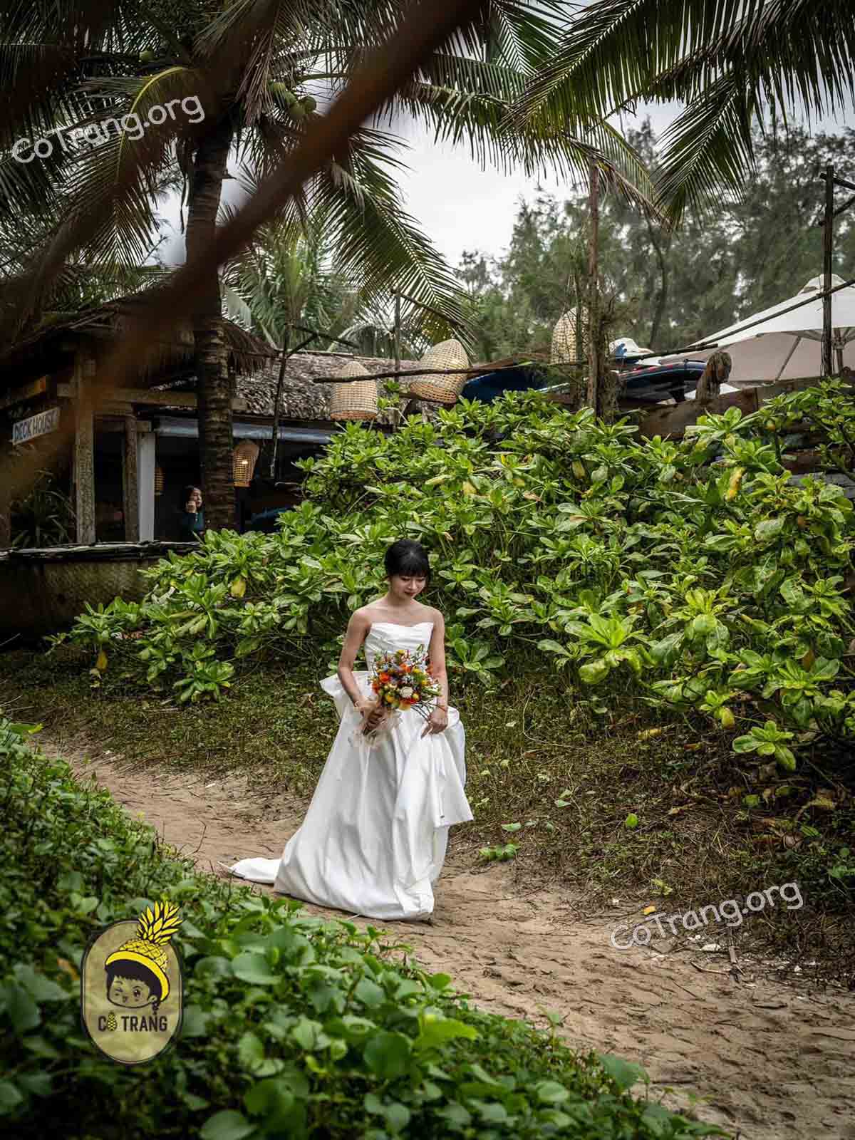 Góc Checkin và thức ăn tại Shore Club An Bang Hội An