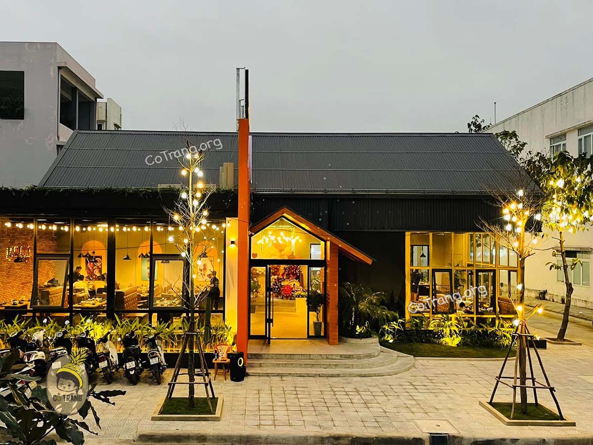 Không gian thực tế tại LANI BBQ Garden Đồng Hới