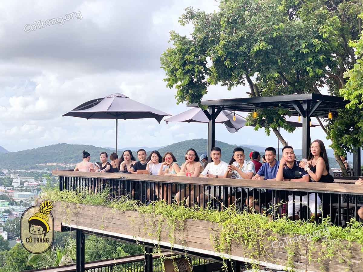 Không gian thực tế tại Chuồn Chuồn Bistro & Bar Phú Quốc