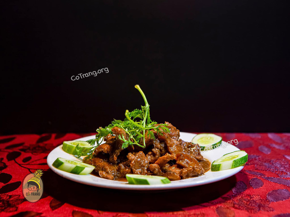 Menu thức ăn tại Trùng Dương Marina