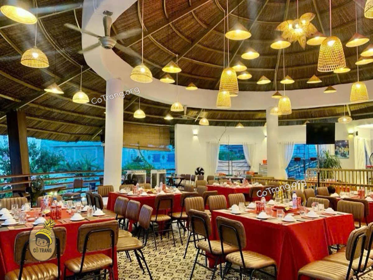 Không gian thực tế tại Cổ Lũy Beer Garden Quảng Ngãi