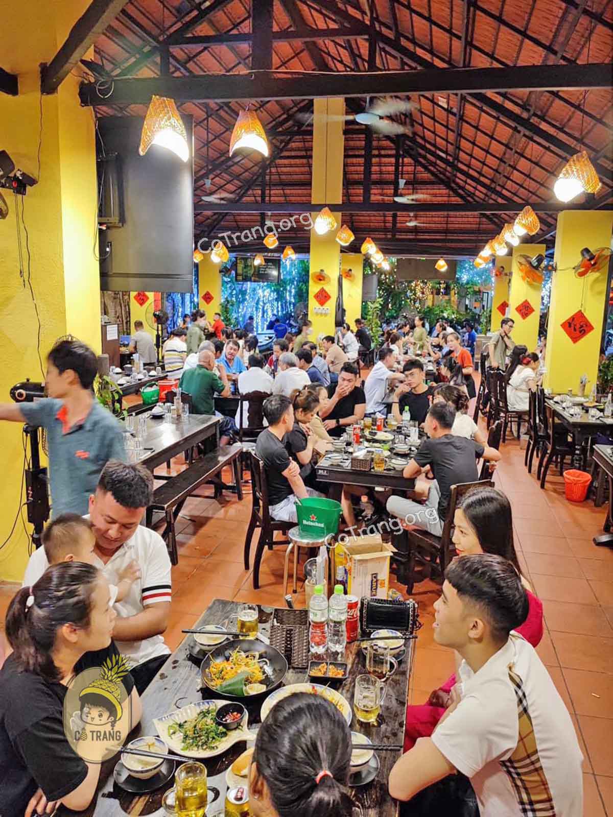 Không gian thực tế tại Hải Sản Mộc Quán Đà Nẵng