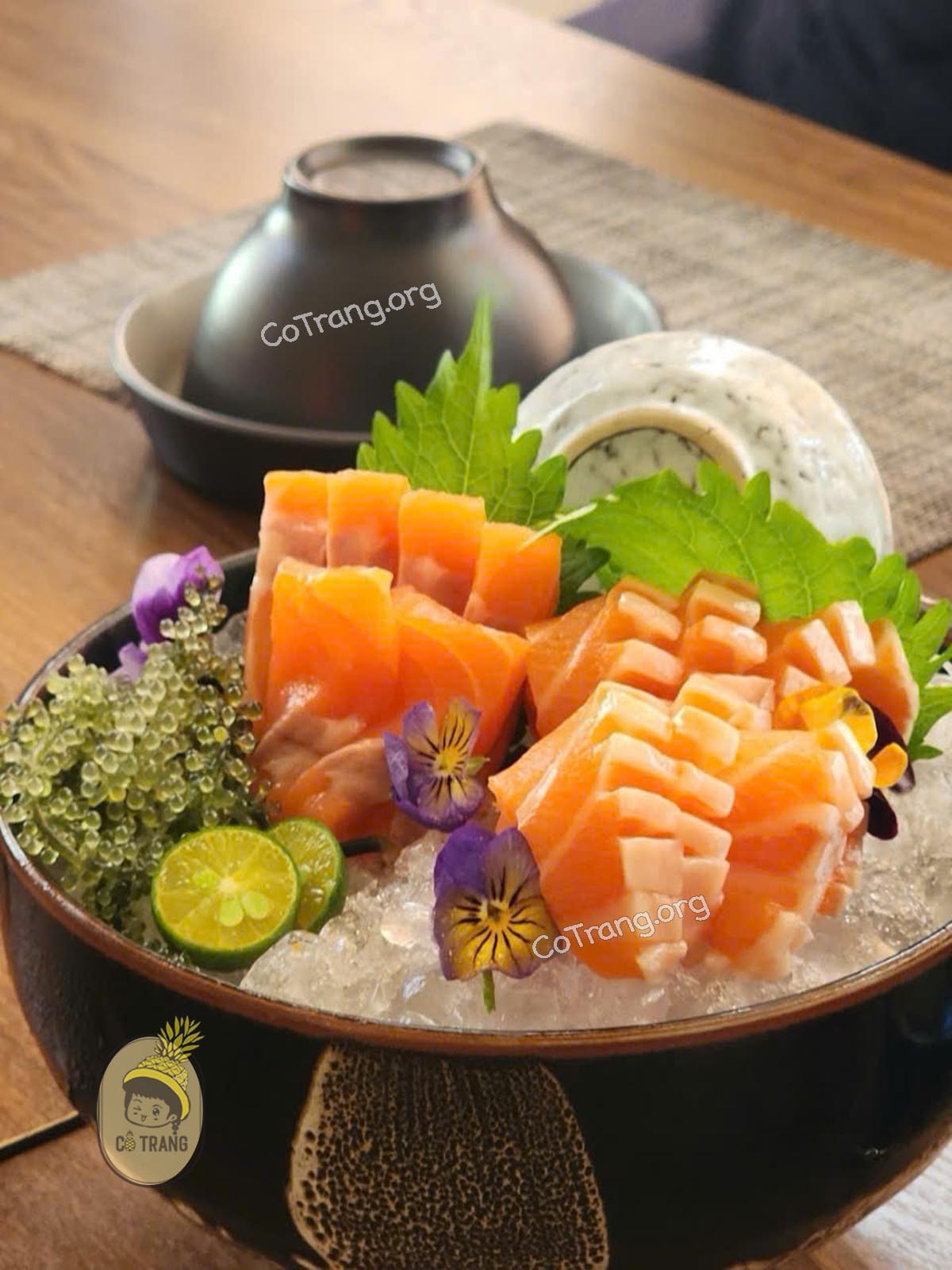 Menu thức ăn tại Sushi Machiko Quảng Ngãi