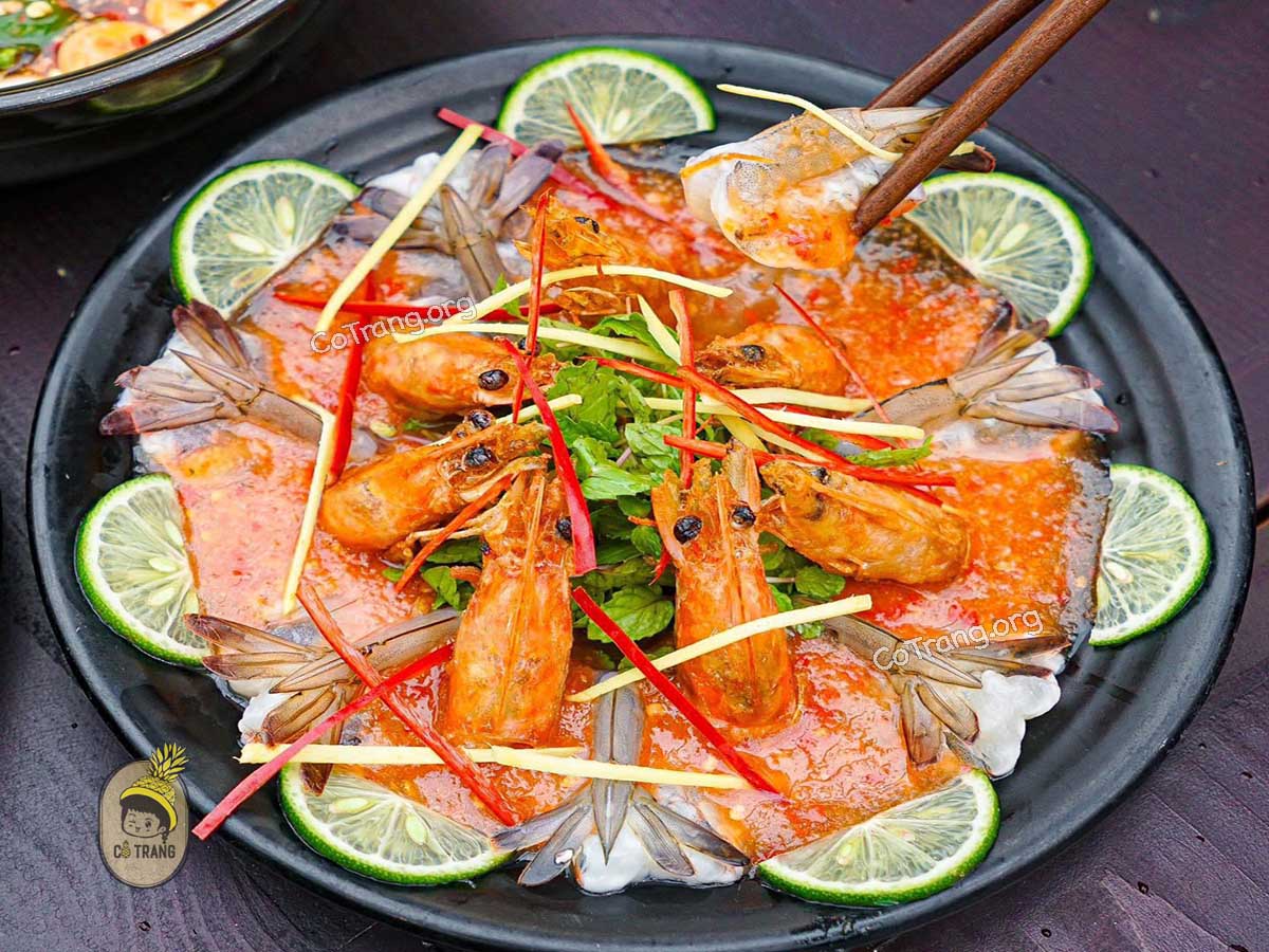 Menu thực ăn tại Mọi Quán Hội An