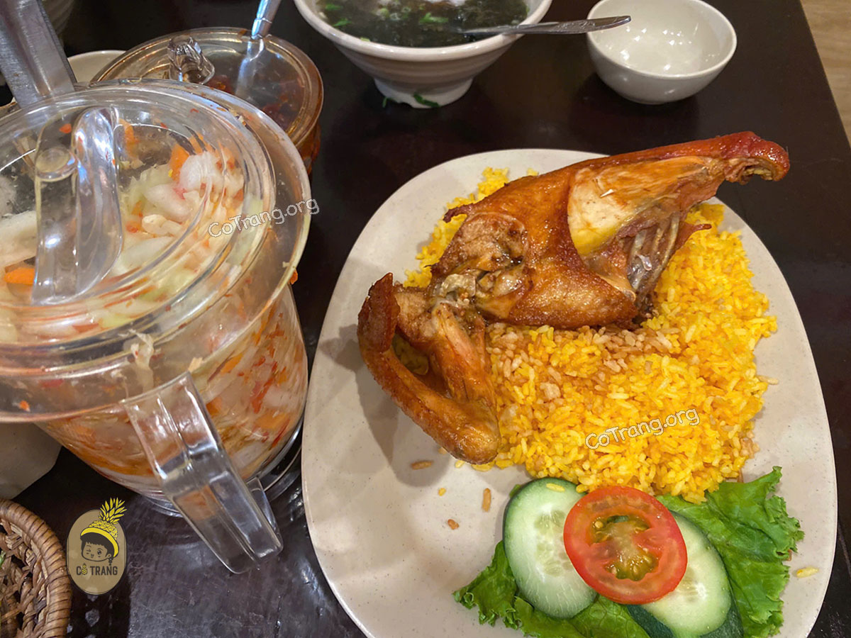 Menu thức ăn tại Cơm Gà Gia Vĩnh Đà Nẵng