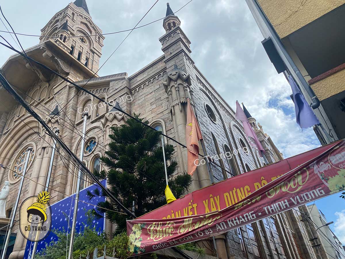 Nhà Thờ Thánh Giuse Lao Công đà nẵng