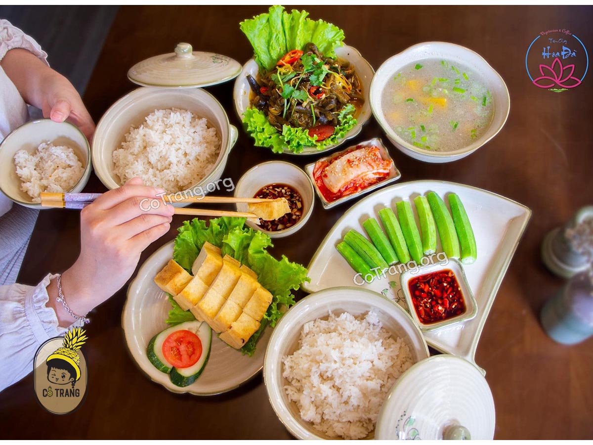 Tiệm chay Hoa Đà - 27 Thái Phiên (Hải Châu)