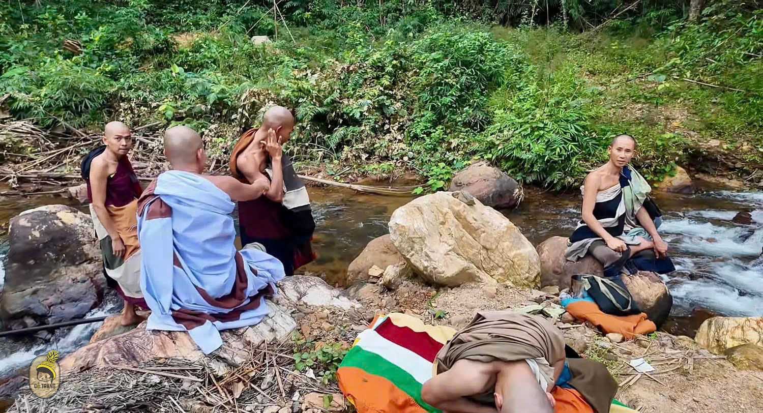 thầy thích minh tuệ đi ấn độ